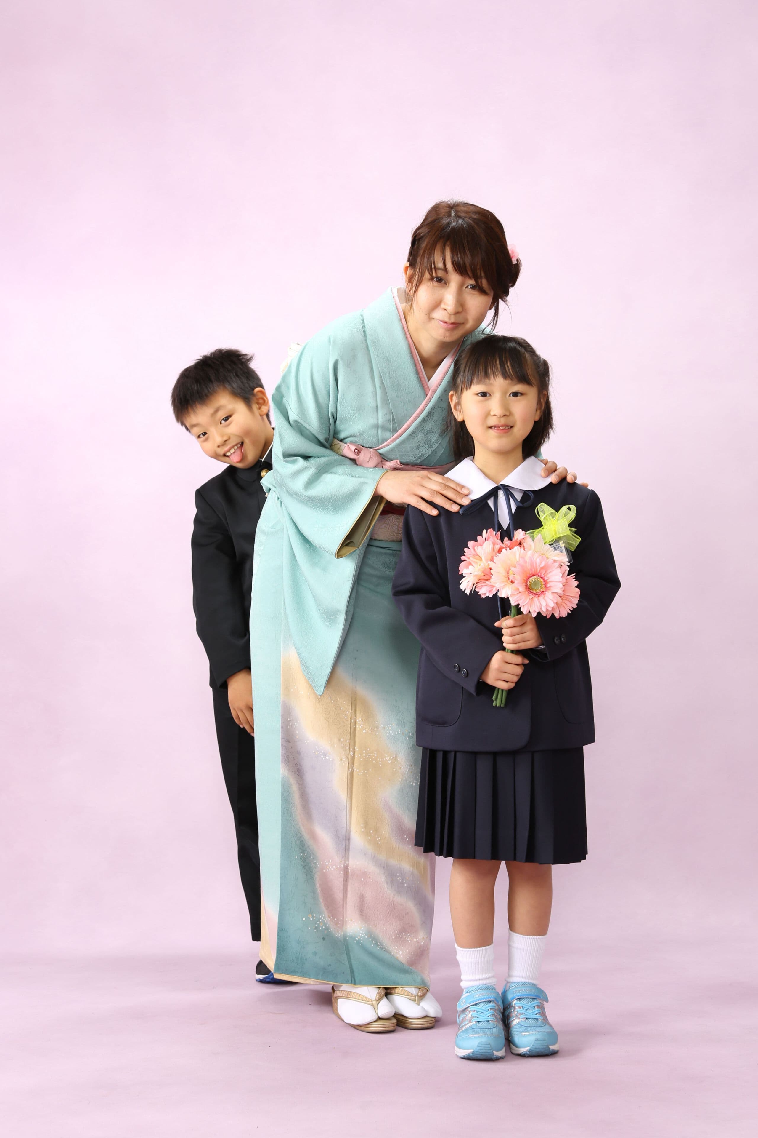 福井越前市のアオバフォトのスタジオで撮った入学式の写真