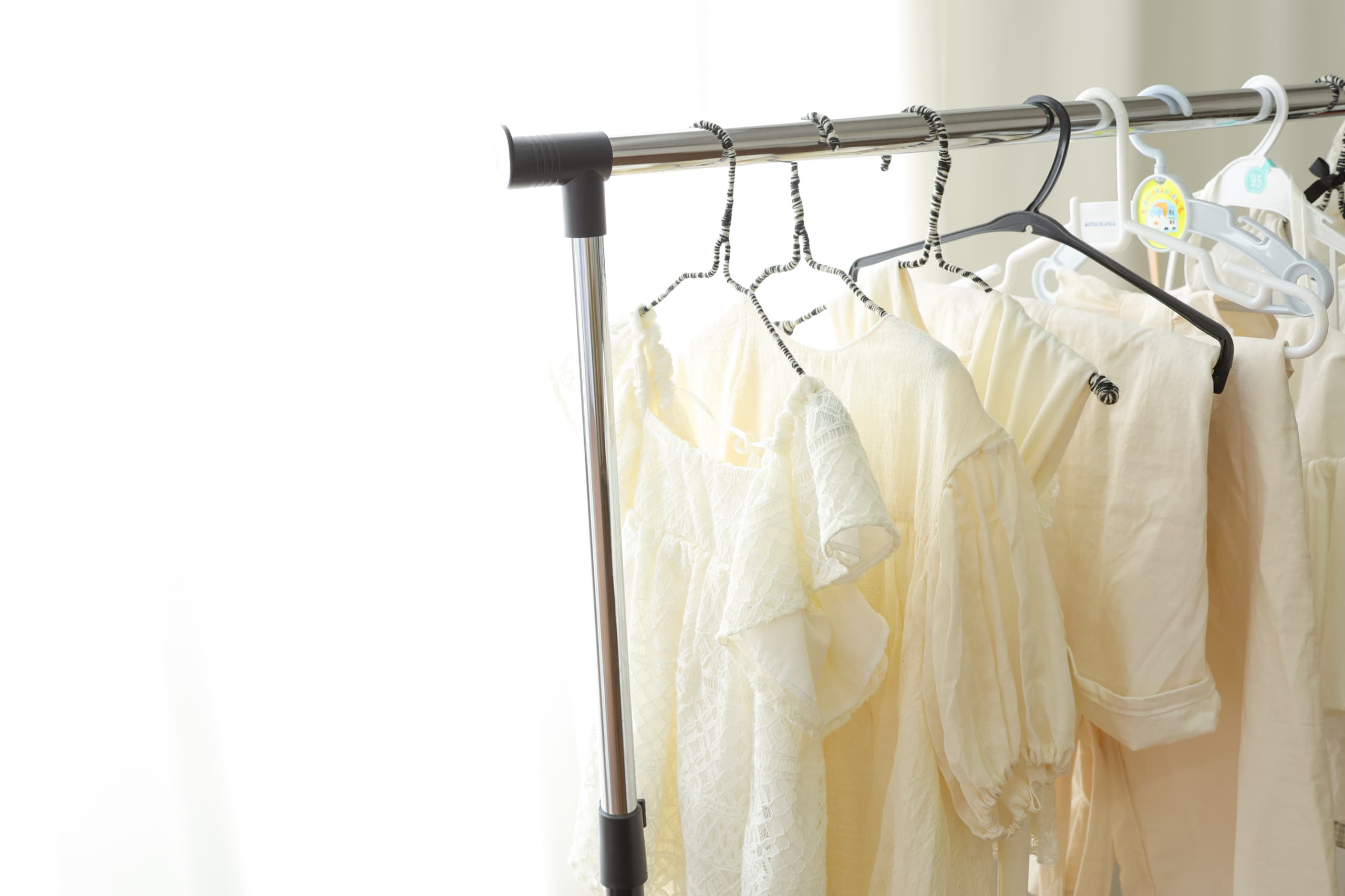 福井越前市のアオバフォトのスタジオで使える洋服の写真